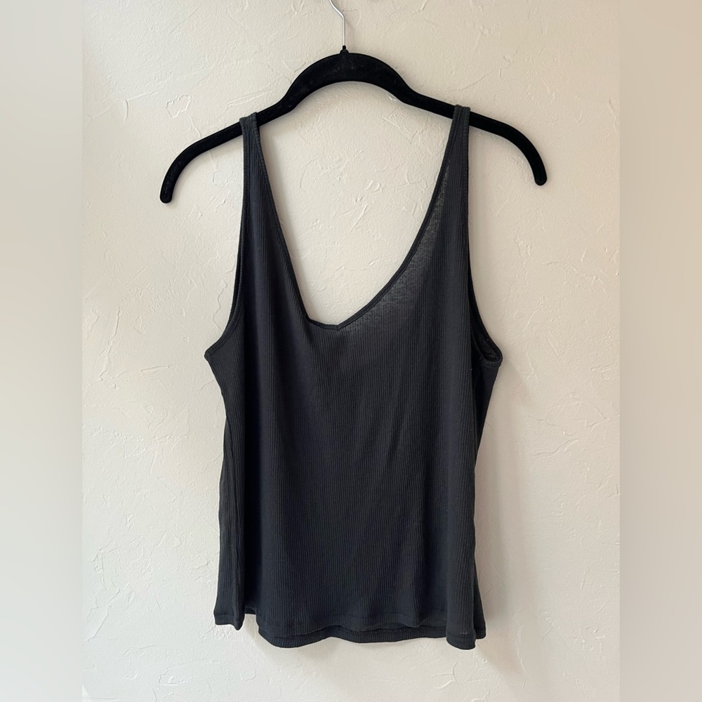 SKIMS THREADBARE SHEER RIB V NECK TANK TOP SOOT XS - Picture 6 of 6